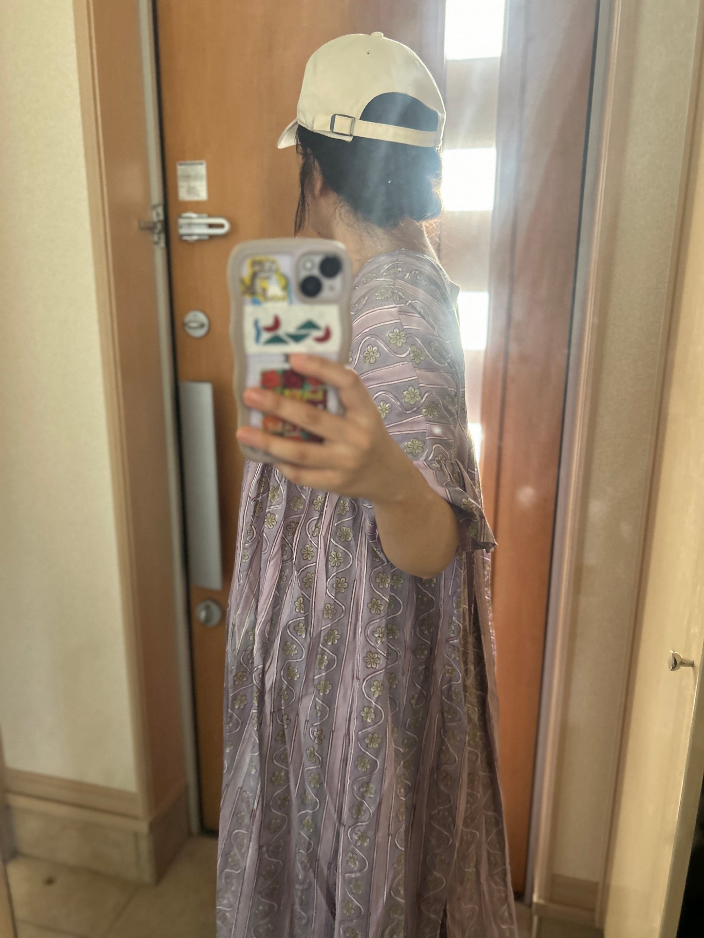 (即納)花びらみたいな半袖ナチュラルワンピースパープルストライプ